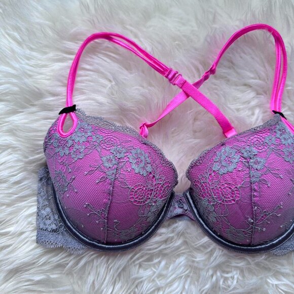 Victoria’s Secret 2011 pink lace bra with gray accents by Sexy Little Things - Picture 2 of 8